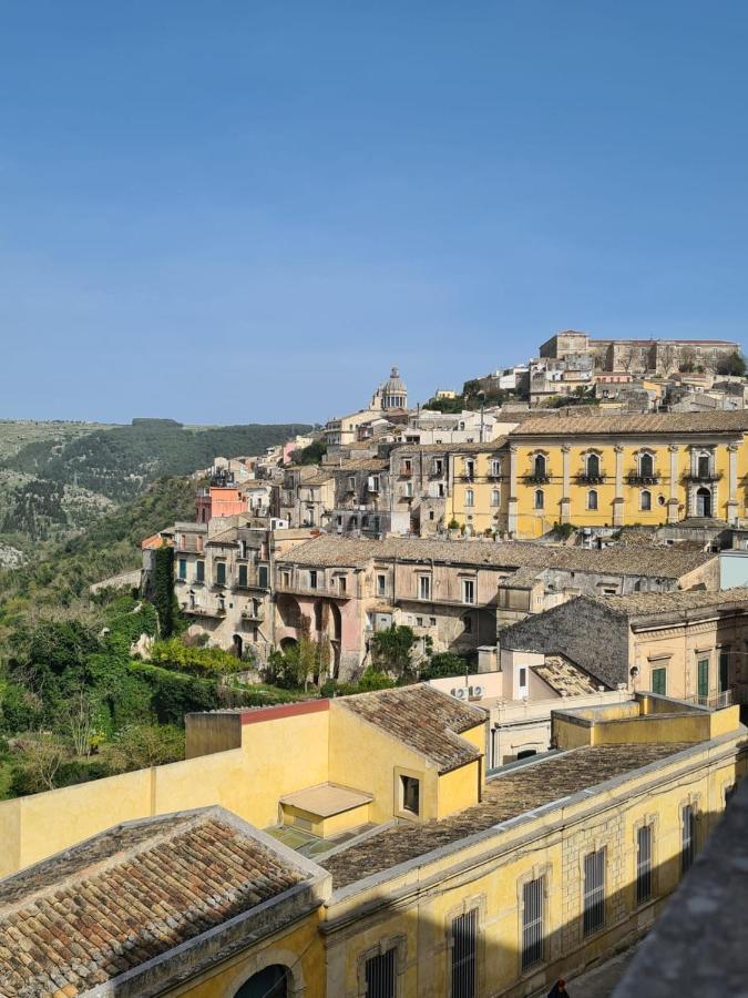L'Apparthotel Ragusa Esterno foto