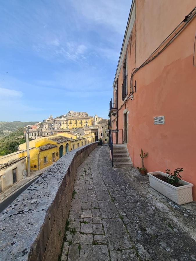 L'Apparthotel Ragusa Esterno foto