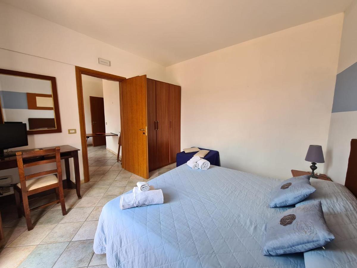 L'Apparthotel Ragusa Esterno foto